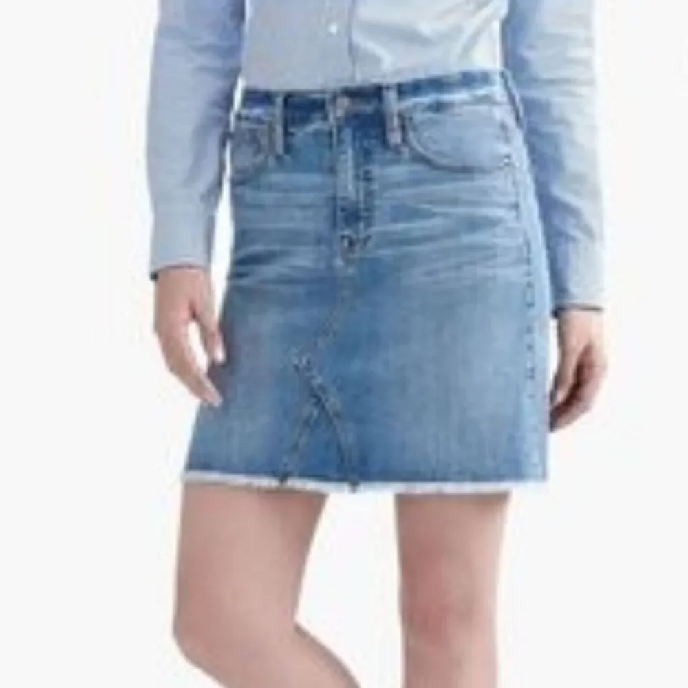 J.Crew Mercantile Medium Wash Demin Raw Hem Jean Skirt Fray Sz 2